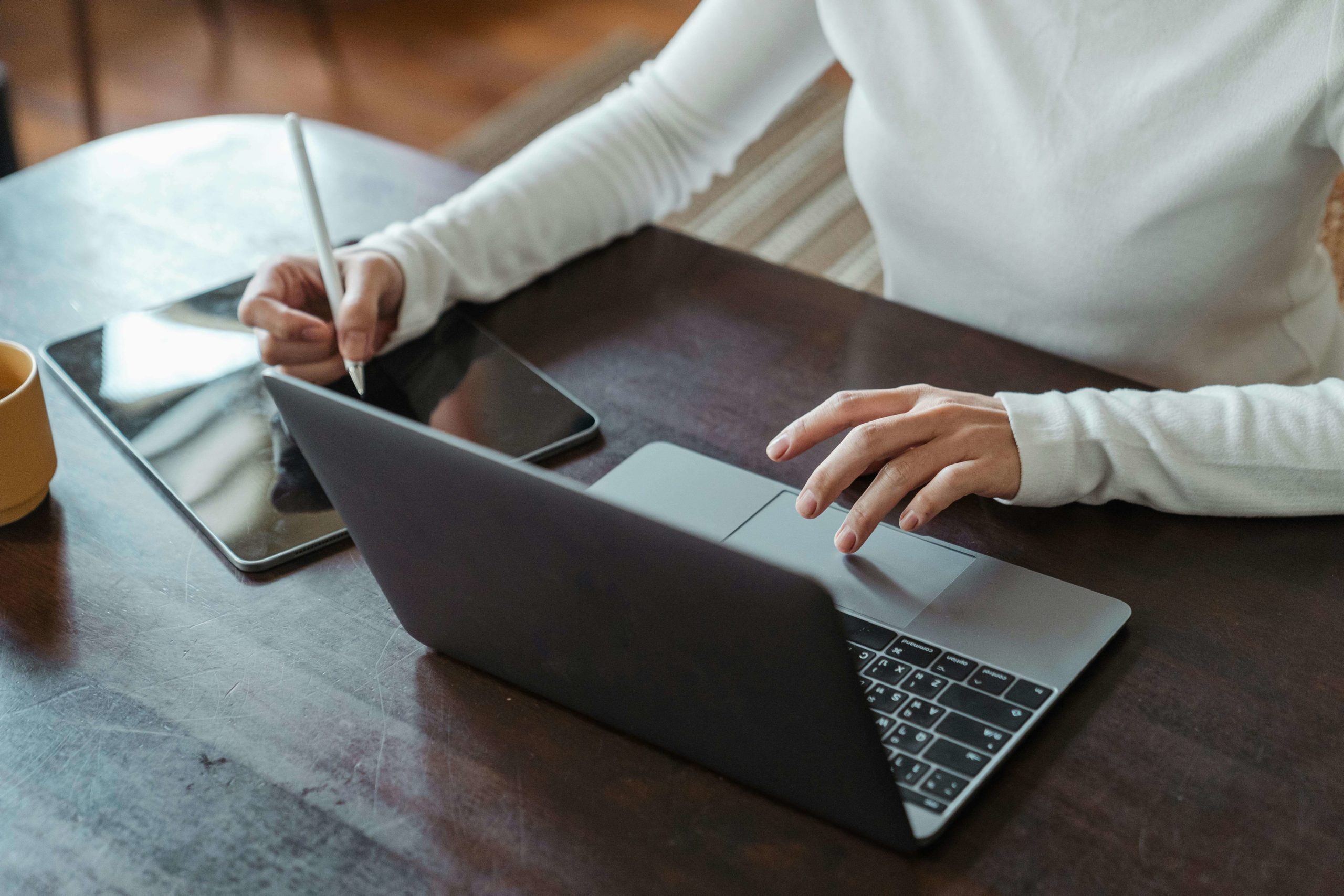 a woman entrepreneur doing multitasking work